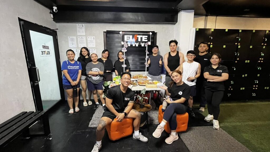 Elite family at ELITE Fitness Antipolo