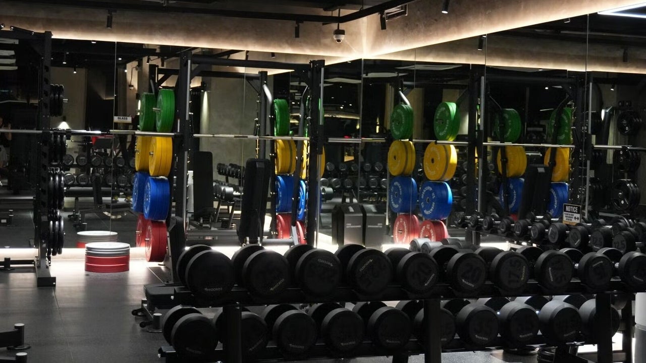 Weightlifting area at Flex Gym BGC