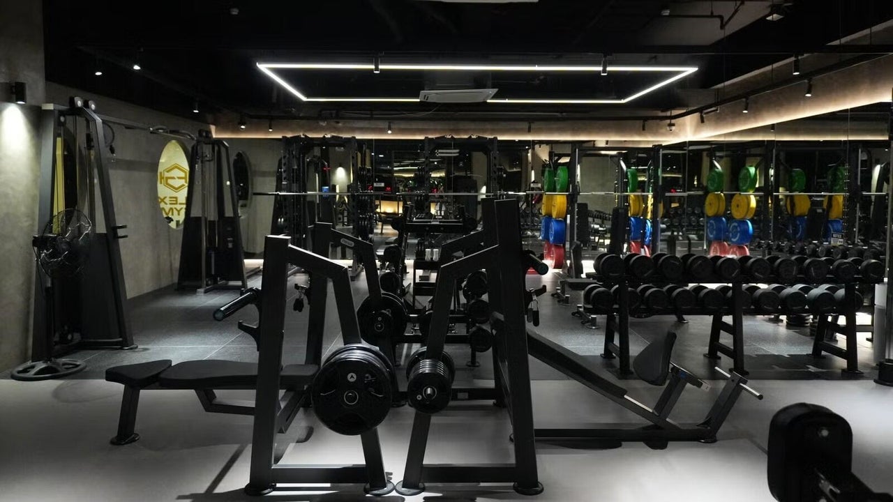 Training floor at Flex Gym BGC