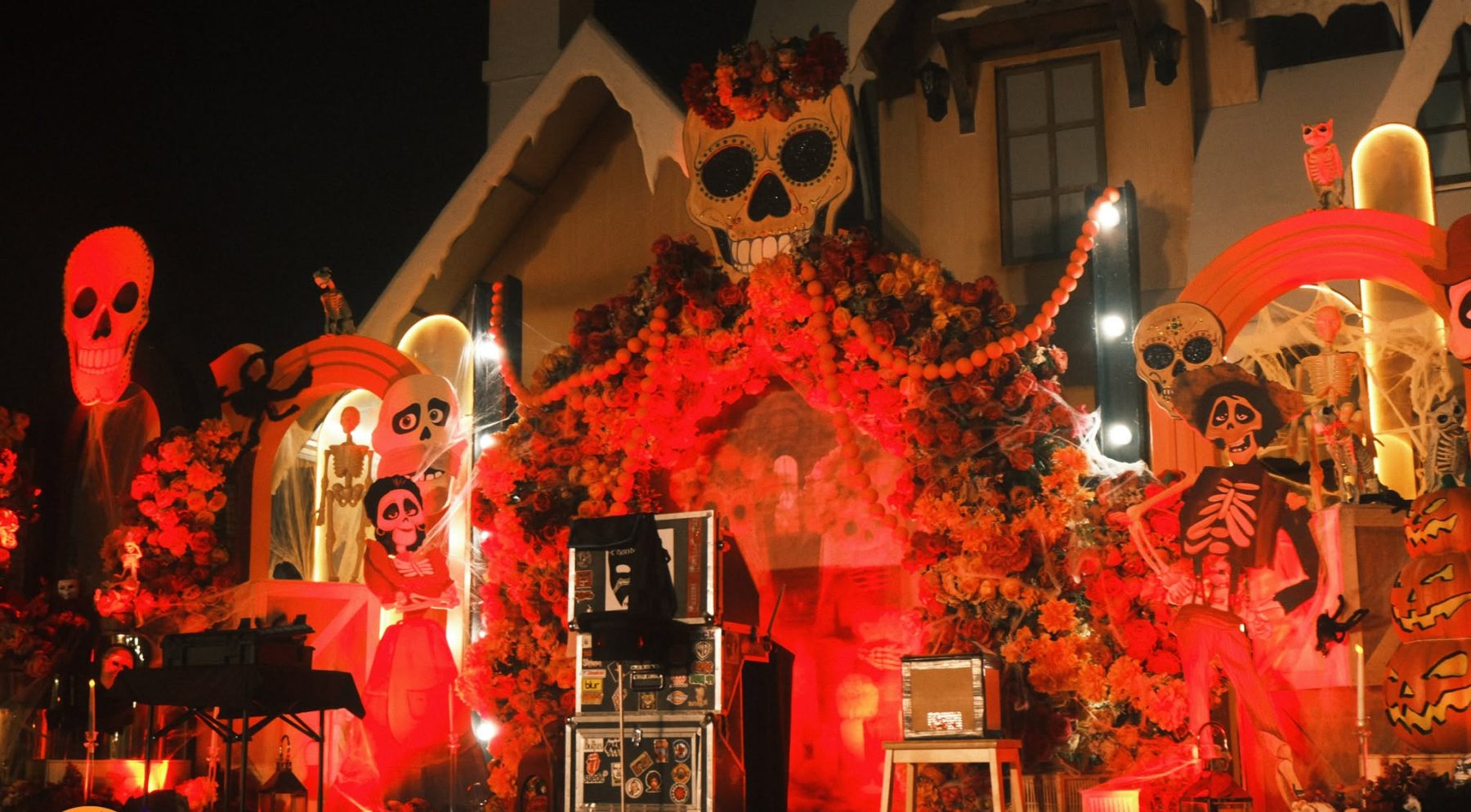 Seasonal decorations