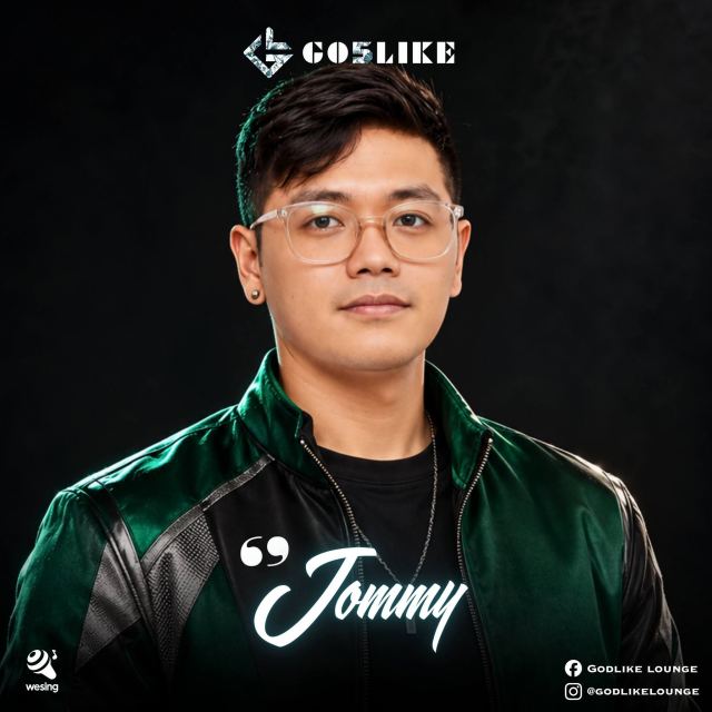 Godlike Lounge member