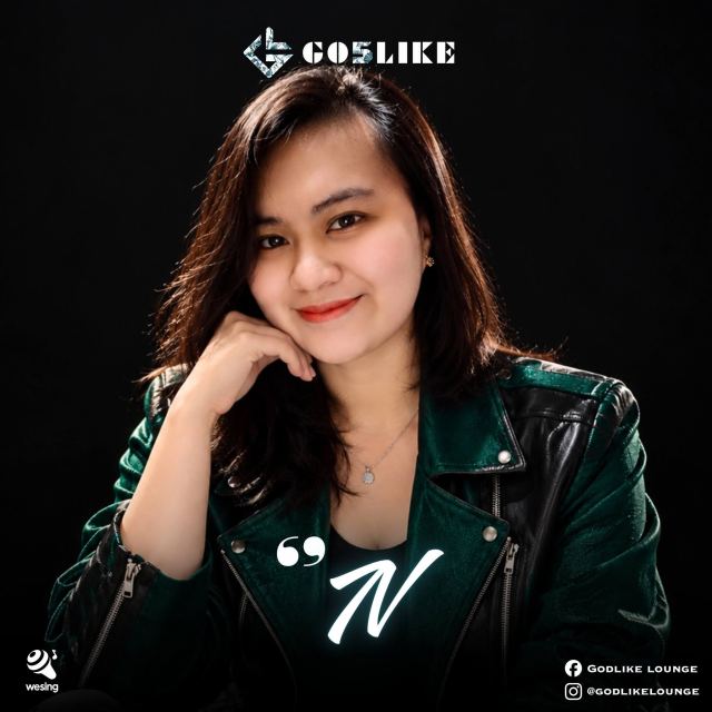 Godlike Lounge member