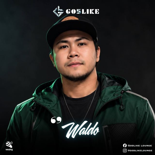 Godlike Lounge member