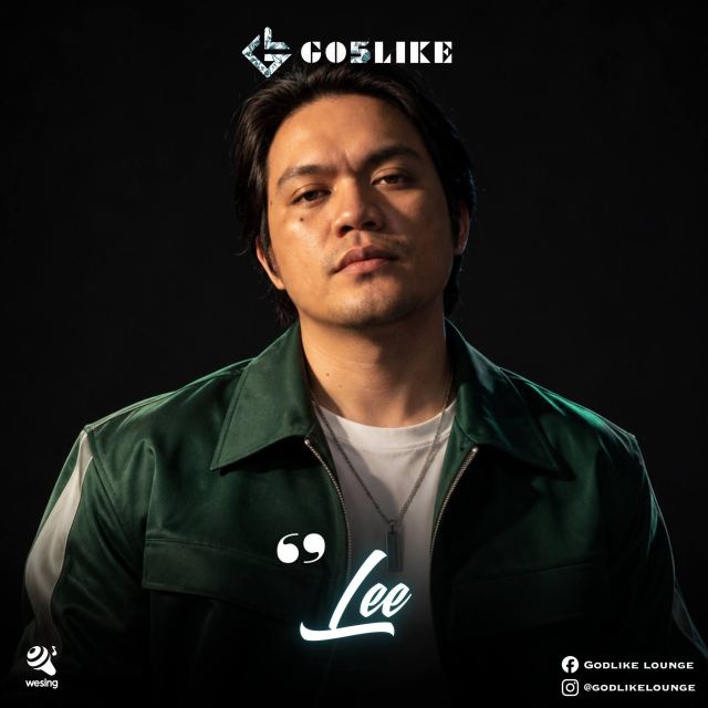 Godlike Lounge member